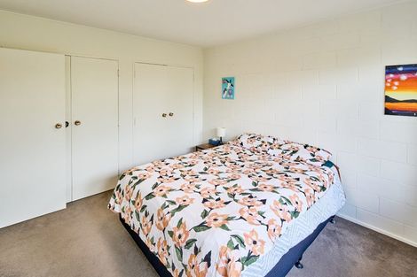 Photo of property in 2 Hawick Street, Karori, Wellington, 6012