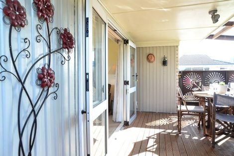 Photo of property in 39 Braid Road, St Andrews, Hamilton, 3200