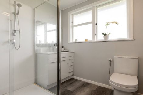 Photo of property in 2 Yeats Crescent, Fairfield, Hamilton, 3214