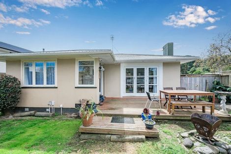Photo of property in 2 Riwai Street, Paraparaumu, 5032