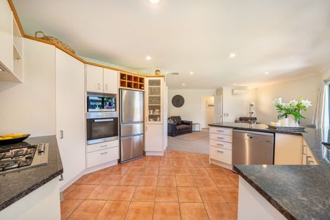 Photo of property in 40 Mary Huse Grove, Manor Park, Lower Hutt, 5019