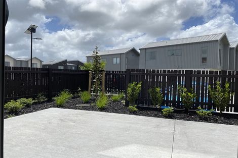 Photo of property in 24 Te Rito Road, Hobsonville, Auckland, 0616
