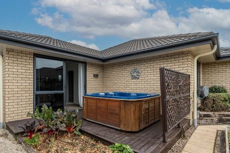 Photo of property in 52 Aquila Crescent, Rototuna North, Hamilton, 3210