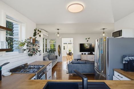 Photo of property in 11 Rutherford Road, Marewa, Napier, 4110