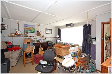 Photo of property in 7 Huntly Street, Foxton, 4814