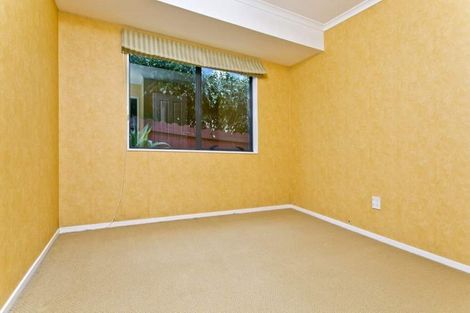 Photo of property in 16 Adelphi Place, Albany, Auckland, 0632