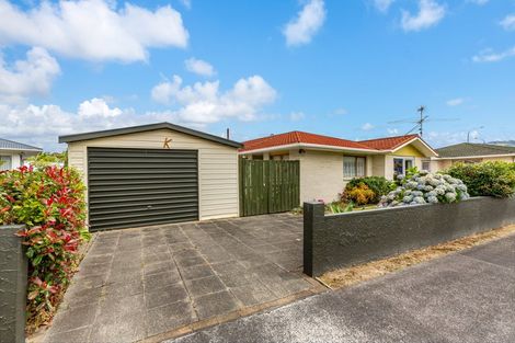 Photo of property in 8/790 High Street, Boulcott, Lower Hutt, 5011