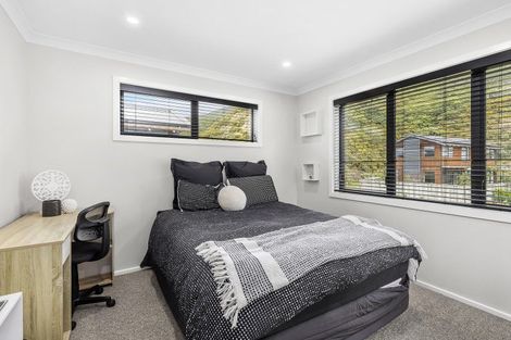 Photo of property in 9 Porokaiwhiri Street, Crofton Downs, Wellington, 6035