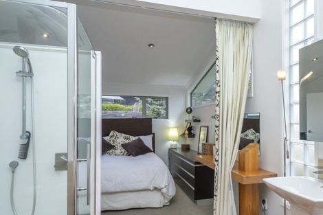 Photo of property in 1 Mcdonnell Road, Arrowtown, 9302