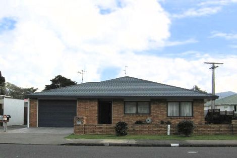Photo of property in 2/37 Princes Street, Kensington, Whangarei, 0112