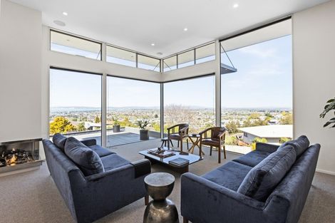 Photo of property in 43 Guys Hill Road, Hospital Hill, Napier, 4110