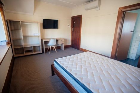 Photo of property in 35 Heriot Row, Dunedin Central, Dunedin, 9016