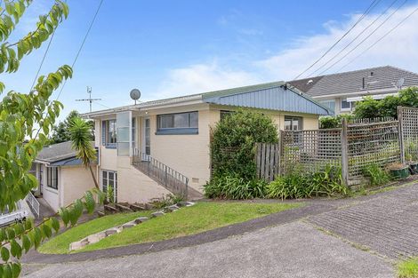 Photo of property in 1/48a Mellons Bay Road, Mellons Bay, Auckland, 2014