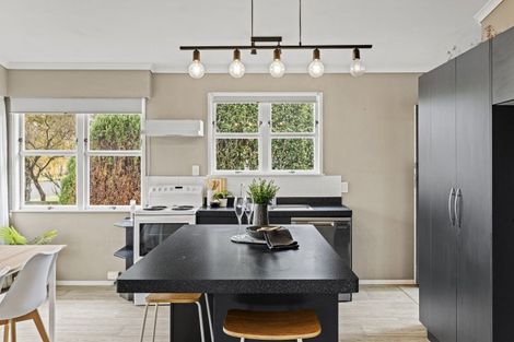 Photo of property in 27 Dewe Avenue, Feilding, 4702