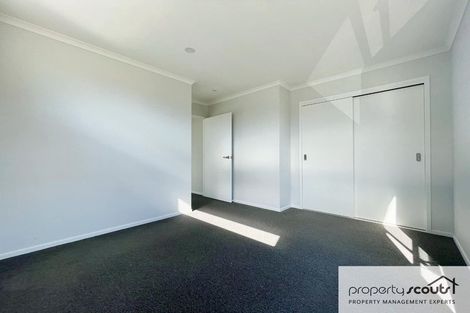 Photo of property in 20 Discovery Place, Marfell, New Plymouth, 4310