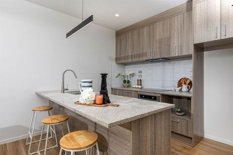 Photo of property in 21 Korokio Lane, Henderson, Auckland, 0612