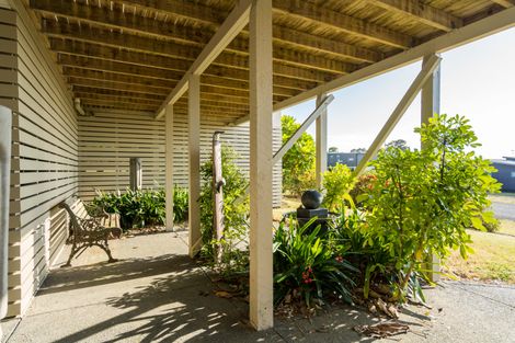 Photo of property in 17 Driftwood Place, Mangawhai Heads, Mangawhai, 0505