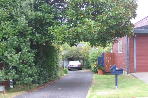 Photo of property in 5 Jessmae Place, Hillcrest, Auckland, 0627