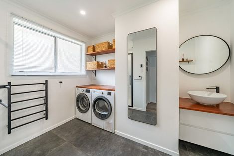 Photo of property in 69b Holland Street, Wainuiomata, Lower Hutt, 5014