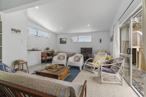 Photo of property in 246a Beverley Terrace, Whangamata, 3620