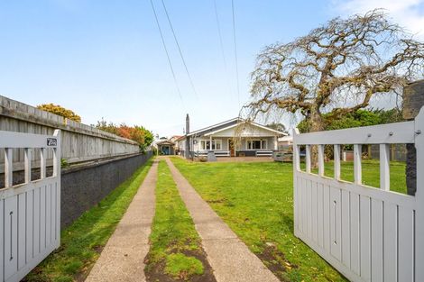 Photo of property in 19 Burns Street, Hawera, 4610