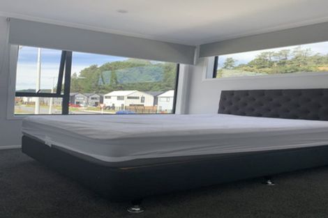 Photo of property in 25 Doug Jensen Street, Wallaceville, Upper Hutt, 5018