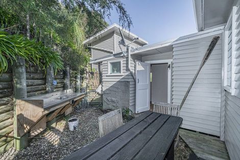 Photo of property in 30 Tapu Coroglen Road, Tapu, Thames, 3575