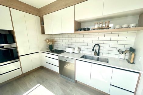 Photo of property in 5 Morus Road, Massey, Auckland, 0614