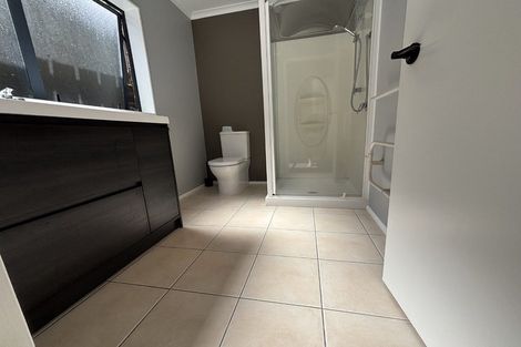 Photo of property in 20 Wallace Road, Ranui, Auckland, 0612