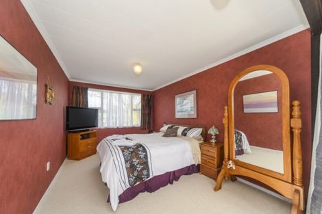 Photo of property in 16 Akaroa Avenue, Awapuni, Palmerston North, 4412