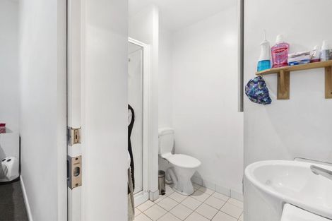 Photo of property in Terrace Garden Apartments, 11c/120 The Terrace, Wellington Central, Wellington, 6011