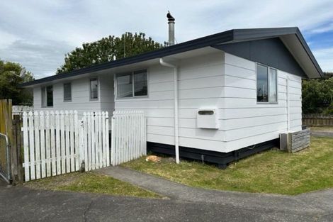 Photo of property in 10 Cypress Place, Aramoho, Whanganui, 4500