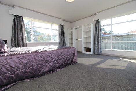 Photo of property in 30 Timaru Road, Waimate, 7924