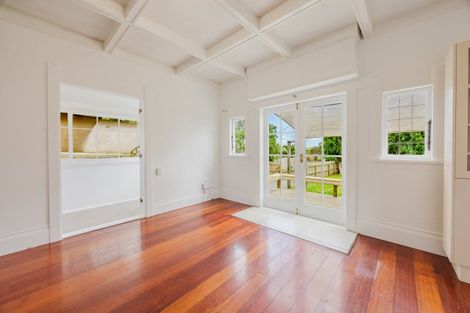 Photo of property in 86 Porangahau Road, Waipukurau, 4200