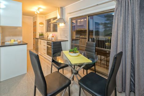 Photo of property in 186 Mahia Road, Wattle Downs, Auckland, 2103