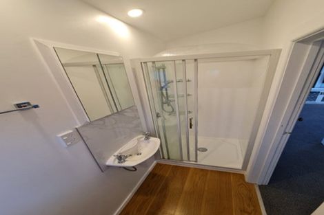 Photo of property in 27 Lowther Place, Taradale, Napier, 4112