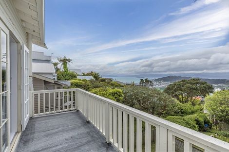 Photo of property in 17 Mitchell Street, Brooklyn, Wellington, 6021