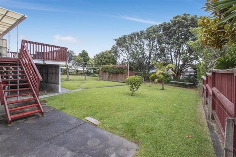 Photo of property in 9 Dundee Place, Blockhouse Bay, Auckland, 0600
