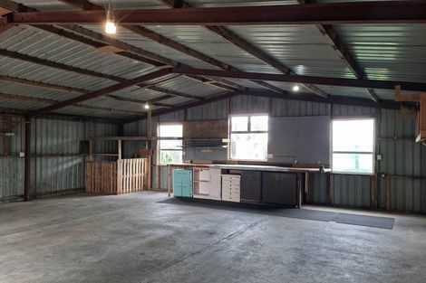 Photo of property in 142 York Road, Huirangi, New Plymouth, 4373