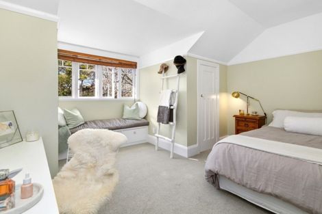 Photo of property in 301 Fergusson Drive, Heretaunga, Upper Hutt, 5018