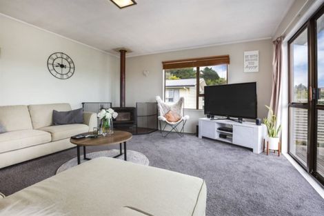 Photo of property in 5 Garboard Lane, Whitby, Porirua, 5024