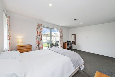 Photo of property in 52a Lewis Crescent, Rolleston, 7614