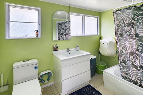 Photo of property in 214 Major Drive, Kelson, Lower Hutt, 5010