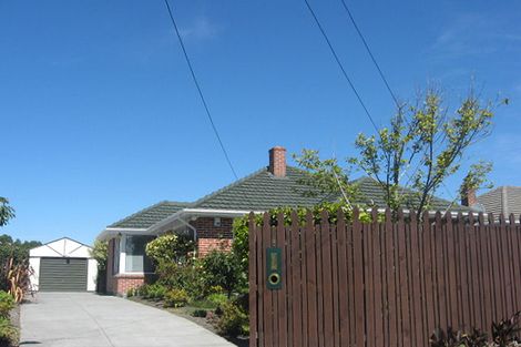 Photo of property in 17 Vivian Street, Burwood, Christchurch, 8083