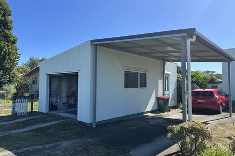 Photo of property in 74 Parris Street, Waitara, 4320
