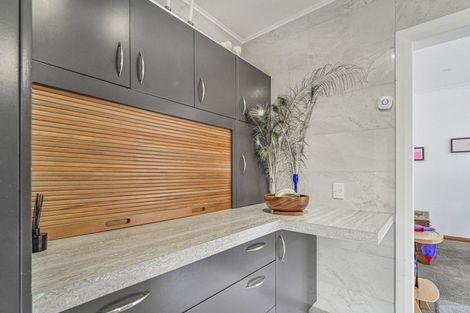 Photo of property in 301 Park Road North, Parkvale, Hastings, 4122