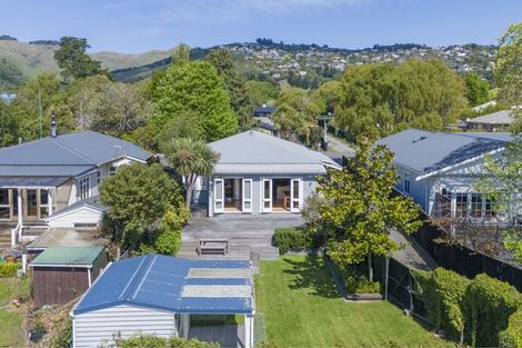 Photo of property in 9 Malcolm Avenue, Cashmere, Christchurch, 8022