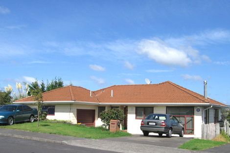 Photo of property in 13 Darcy Place, Massey, Auckland, 0614