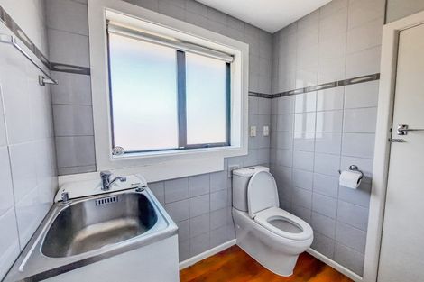 Photo of property in 22 Sevenoaks Drive, Bryndwr, Christchurch, 8053