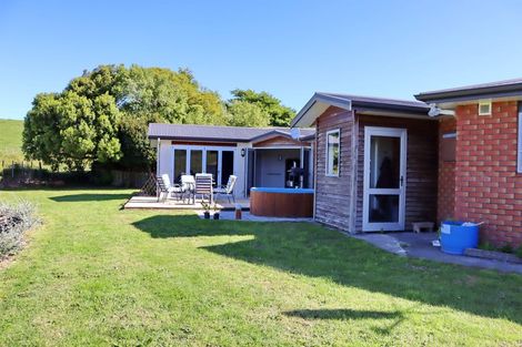 Photo of property in 693 Bird Road, Pukengahu, Stratford, 4393